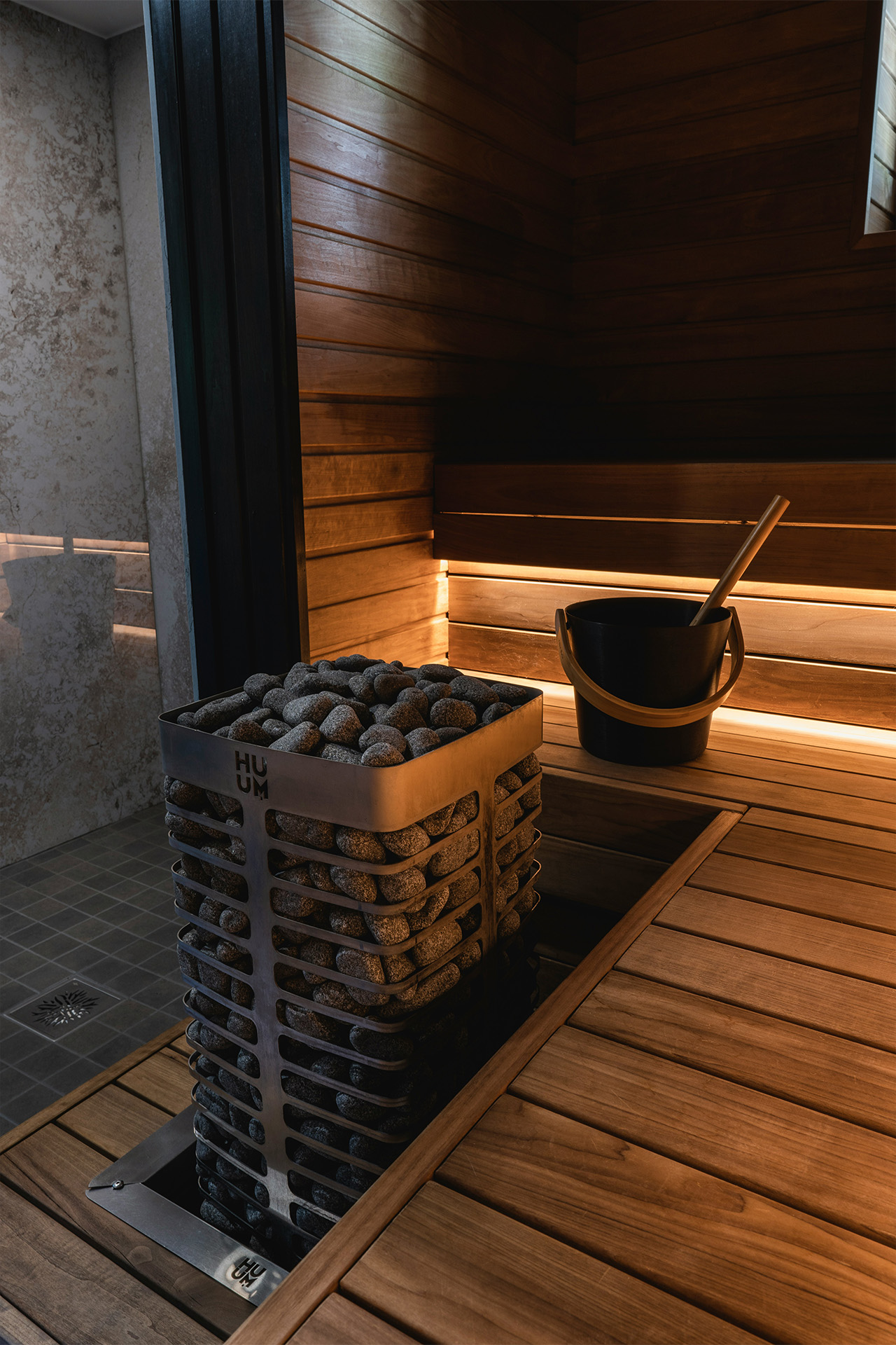 Calm sauna experience
